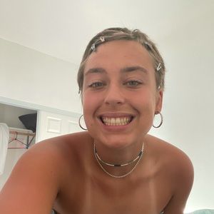 Meet your Posher, Natalie